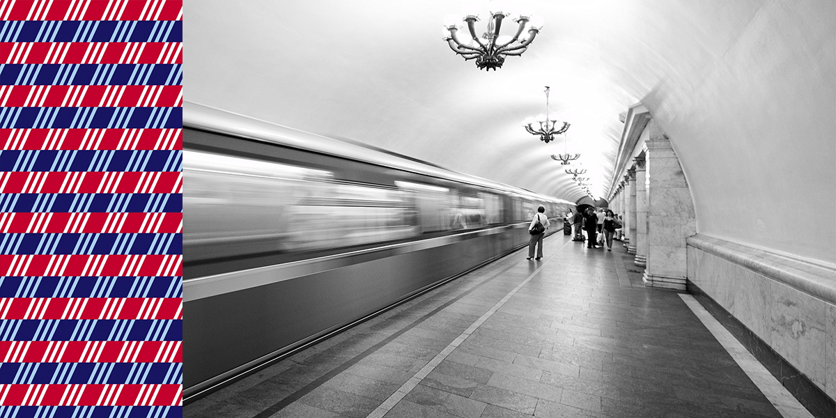 Наружка в метро рекламирует Москву