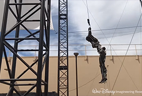 Disney разработал робокаскадера, который умеет выполнять сложные акробатические трюки