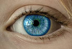 Ученые научились печатать на 3D-принтере роговицу глаза человека. Процесс занимает 5 минут